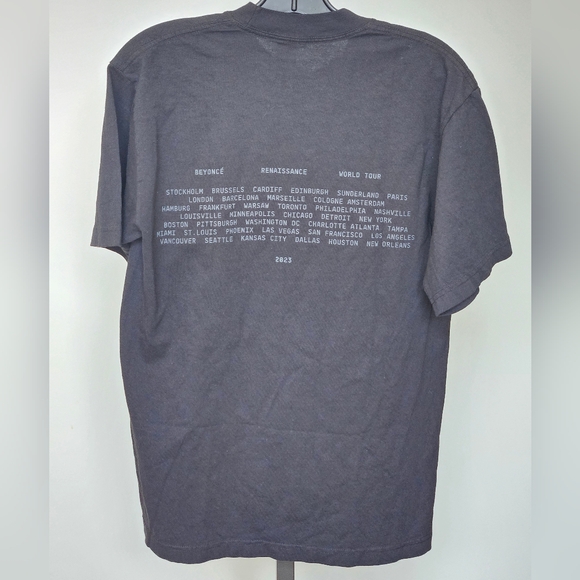 Official Black Beyonce Renaissance World tour t-shirt. Multiple sizes. - Picture 3 of 4